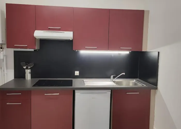 아파트 3 - T2 60m2 - Standing, Moderne Et Tout Equipe - Carmes-renforts , *