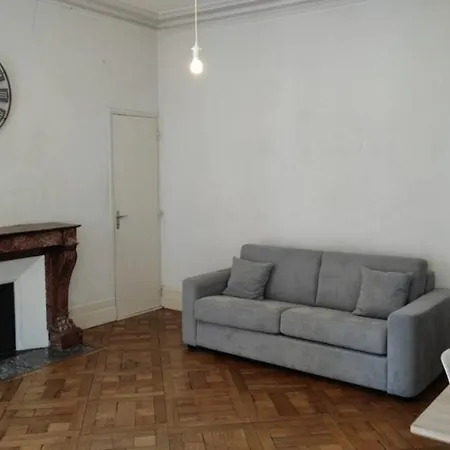 Apartment 3 - T2 60m2 - Standing, Moderne Et Tout Equipe - Carmes-renforts , *