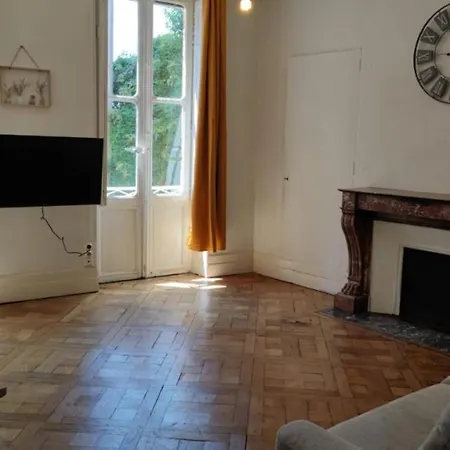 Apartment 3 - T2 60m2 - Standing, Moderne Et Tout Equipe - Carmes-renforts , *